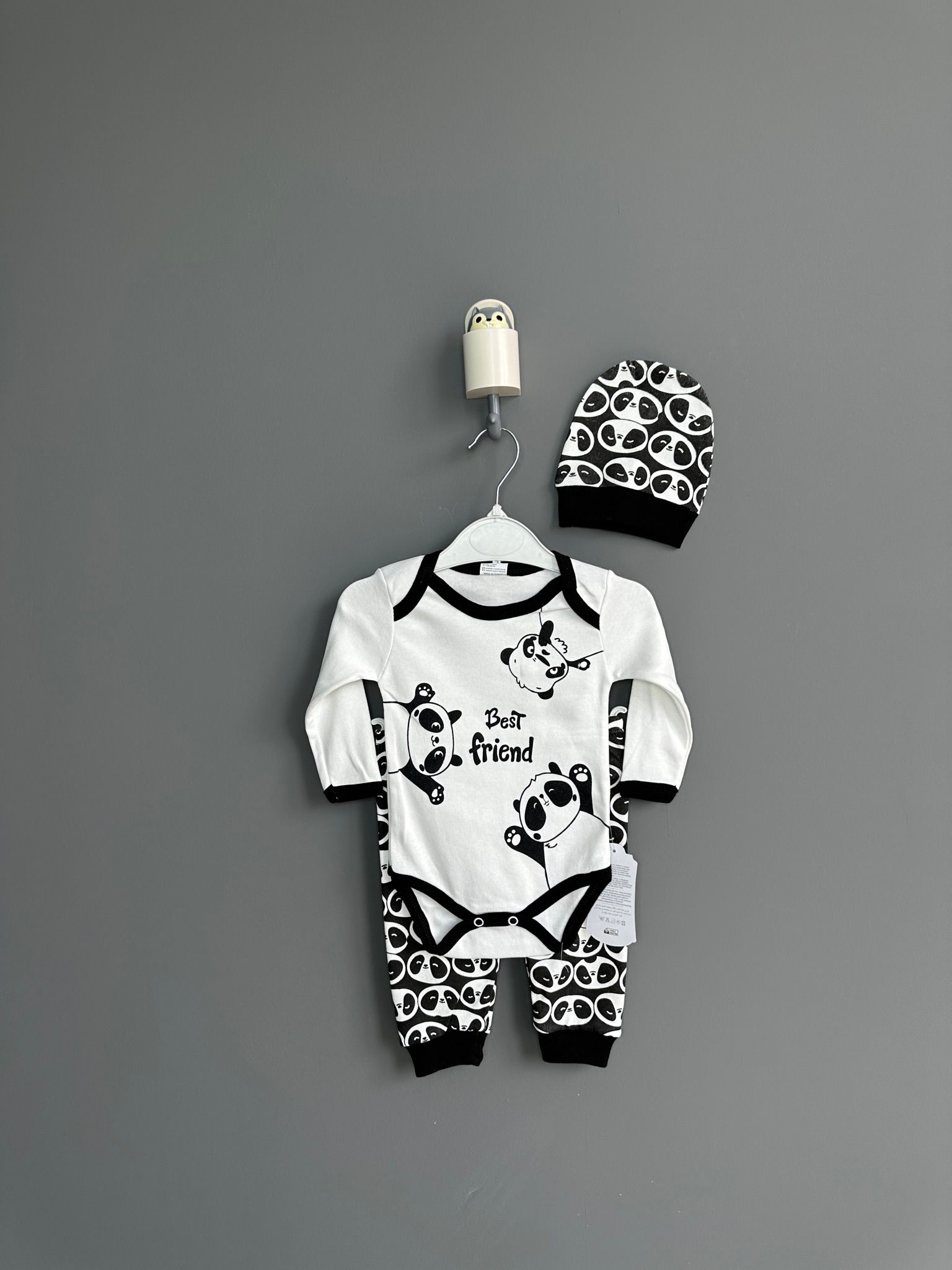 3-6-9 Ay Panda Desenli Şapka Aksesuarlı Unisex 3’lü Zıbın Takımı